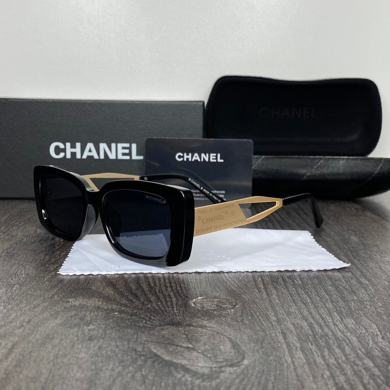 Chanel Iron Gold